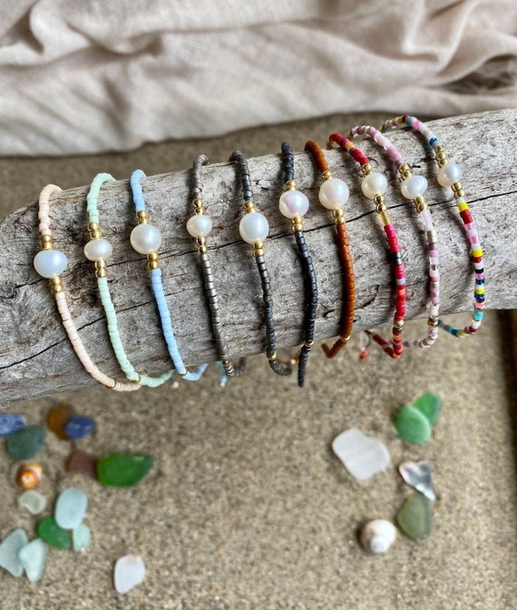 Glass pearl bracelet outlet