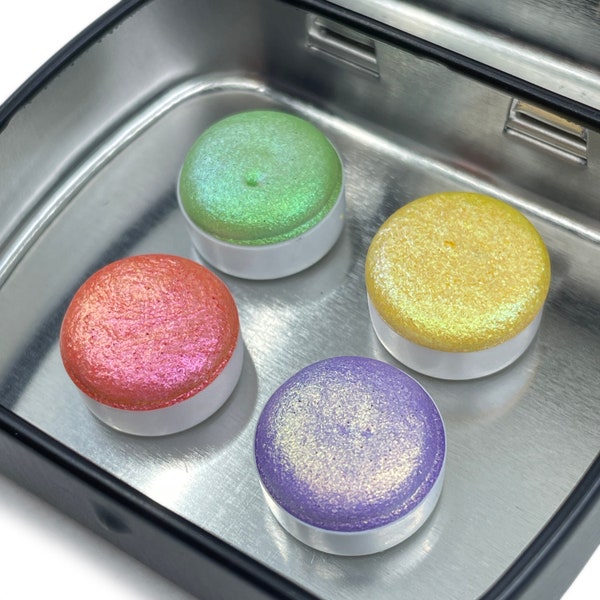 Lot de 4 aquarelles macaron boutonnées en édition limitée faites à la main