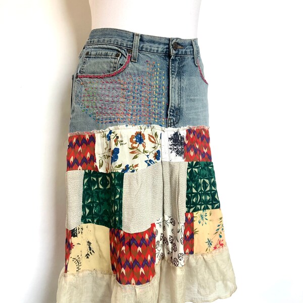 Upcycled Denim Skirt, Flowers Patchwork Skirt, Blue Jean Skirt, Refashioned Denim Skirt, Repurposed Denim Skirt, Recycled  denim skirt-Large