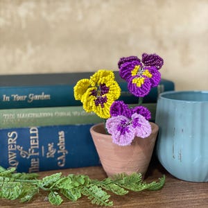 Beaded Pansy Flower Kit: Adult Craft Project