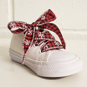 Pair of Grosgrain Ribbon shoelaces, Buffalo plaid laces, 5/8&quot; snowflake, snow flake buffalo plaid, Christmas shoelaces, red buffalo plaid