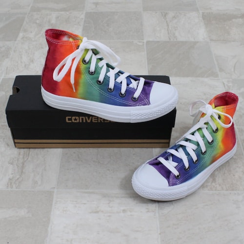 Vriendelijkheid Schiereiland Bank Chuck Taylor All Stars Converse High Top Shoes Rainbow - Etsy