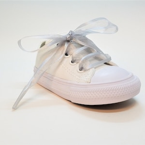 Pair of Organza shoelaces, Wedding shoelaces, 5/8 inch Satin edge laces, tennis shoelaces,  ribbon shoelaces, Satin organza laces