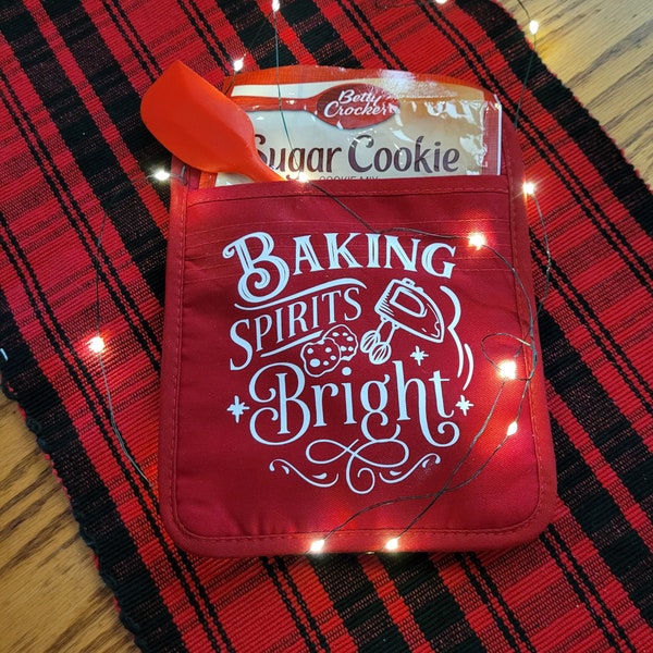 Christmas oven mitt, Baking spirits bright, Christmas cookie mitt, Sugar cookie mitt, Christmas baking mitt, Red pot holder