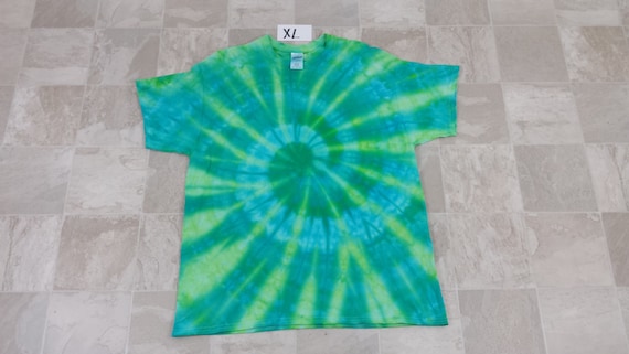 T shirt de teinture cravate colorant vert et turquoise de cravate de tourbillon t shirt de teinture de cravate pour homme colorant de cravate de marque Gildan Etsy France