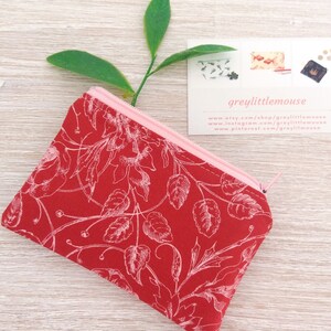 Intricate Floral Drawings Card Wallet, Coin Purse, Mini Pouch, Credit Card Medication Storage Pouch, Small Thank You Gift for Woman Mum