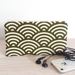 Men Travel Wallet Large Coin Purse Zipper Pouch Made from Durable Cotton Duck with Traditional Japanese Wave Pattern, Gift for Dad Traveler