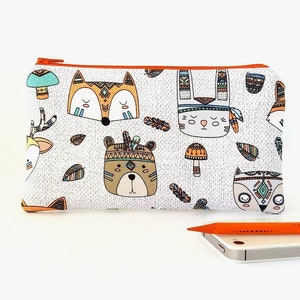 Estuche para lápices con diseño de animales tribales, con cremallera, para niños, ideal como monedero de viaje con zorro, oso, conejo, jirafa, tigre, panda y mono, ideal como regalo.