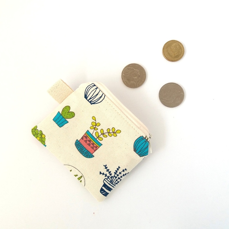 Earbud pouch Coin change pouch Tiny keychain wallet Potted cactus coin purse Mini bag for lanyard Teenage girl gifts Small zipper pouch