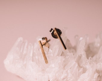 Minimalist Solid 9 Carat Gold Stud Earrings, 9 Carat Solid Gold Line Studs, Gold Bar Earrings, Gold Bar Studs, Gold Staple Earrings