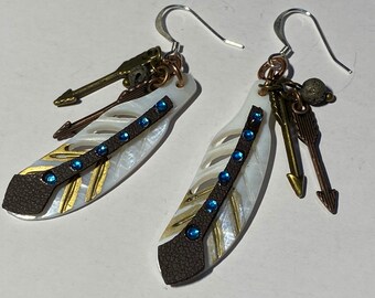 Shell Feather Shaped Earrings with Arrow dangle