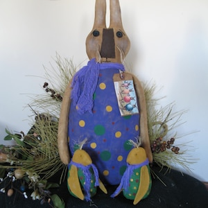 Primitive Easter Egg Bunny w Egg chicks