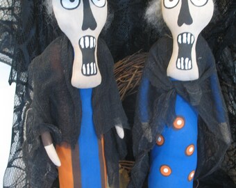 Primitive Halloween Skeleton Couple