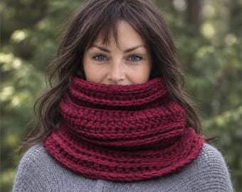 Tube scarf-Neck warmer scarf-Chunky cowl-Scarf chunky wool-Loopscarf-Snood scarf-Scarf chunky wool