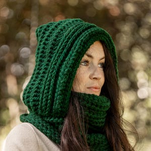Großer Strickschal mit Kapuze – Handgemachter Winterschlauchschal für Damen, Kuscheliges Geschenk