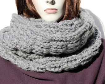 Knitted scarf women Winter scarf women Knit infinity scarf Scarves for women Warm Scarf women