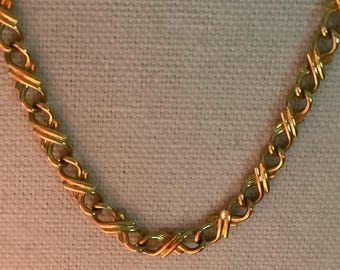 Monet Heavy Gold Tone Thick Infinity Link Necklace 30 inch