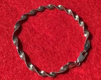 Sterling Silver Twisted Herringbone Chain Bracelet Signed JKJ 7 inch 925