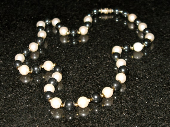 Vintage Polished Gem Hematite and Pearl Necklace … - image 1