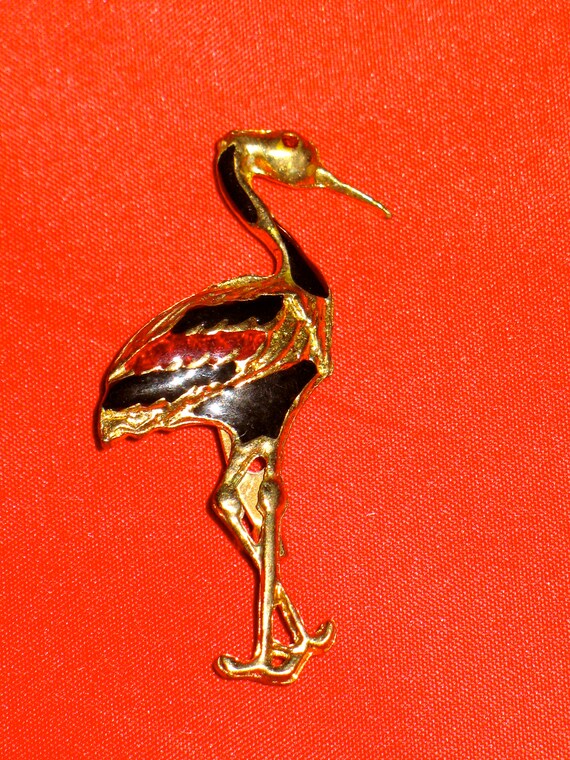 Vintage Wash Or Grue Ou Héron Oiseau Rouge Et émail Noir Brooches
