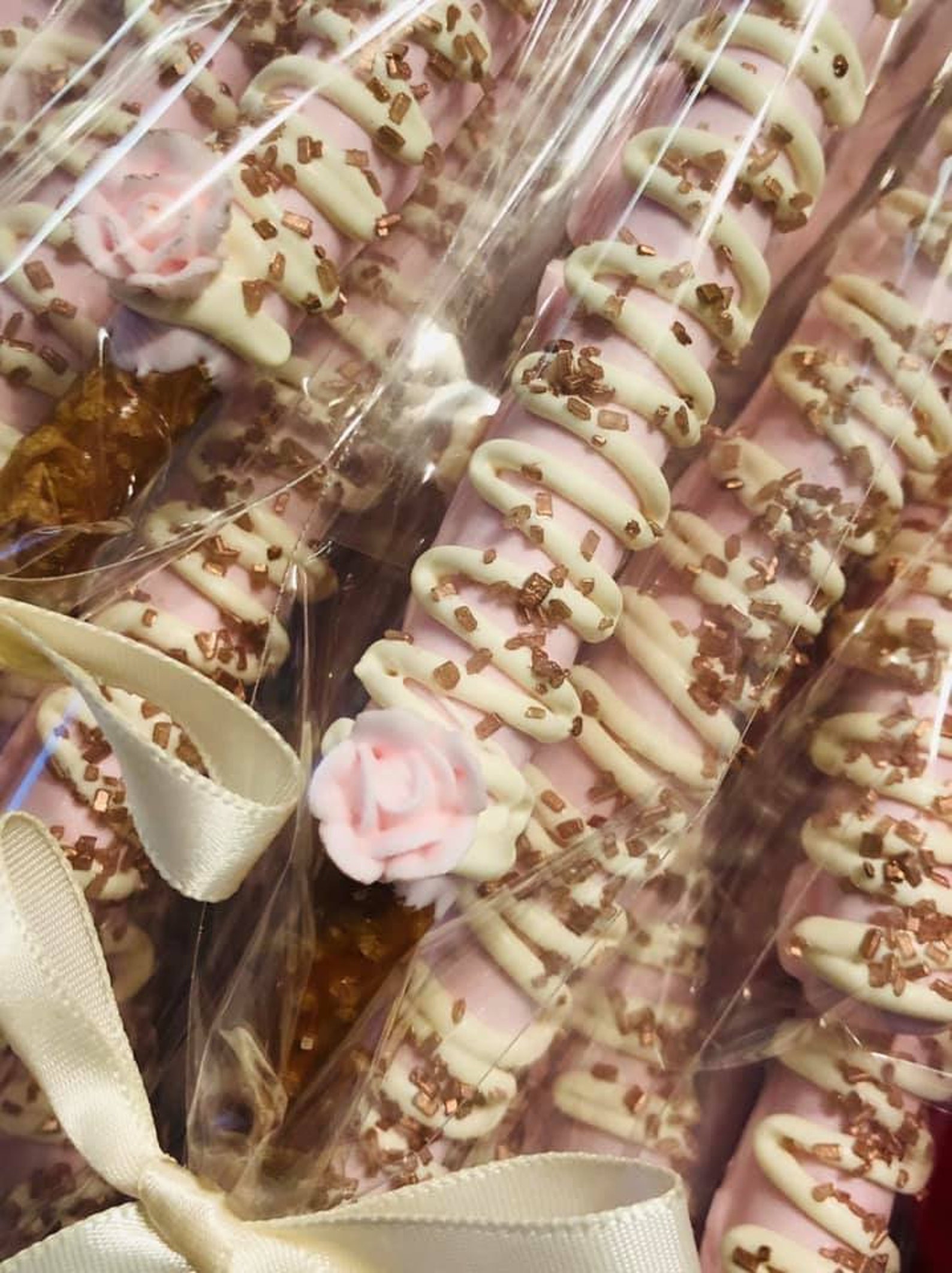12 Light Blush Pink Rose Gold Pretzels Wedding Favors Princess Etsy