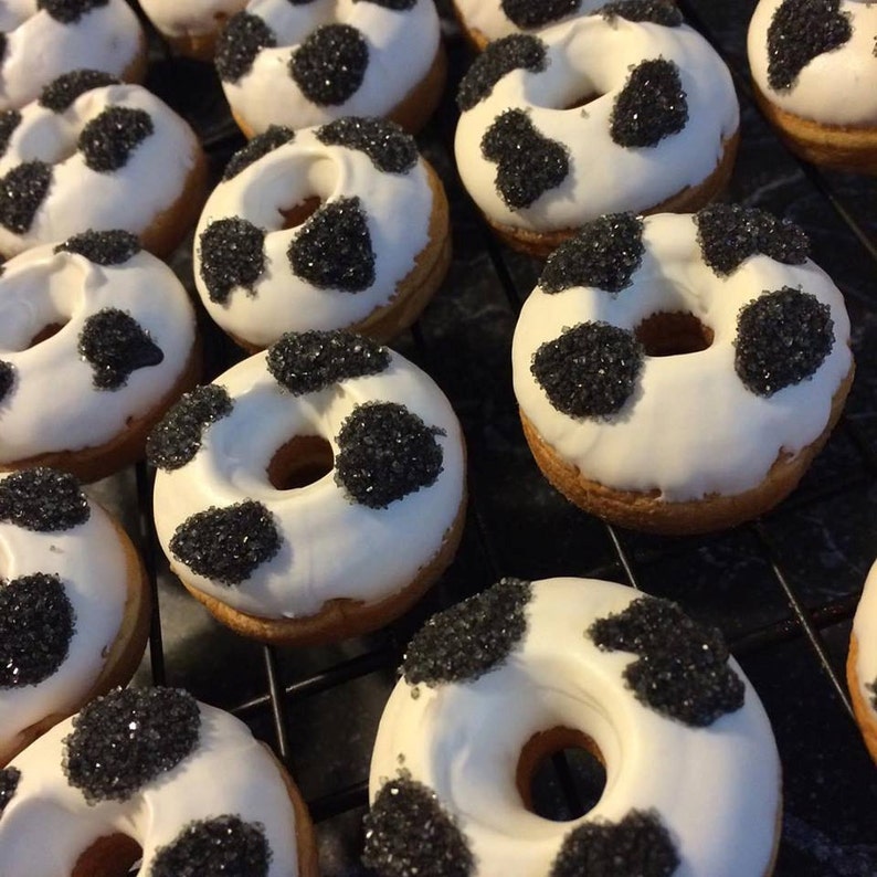 12 Rustic Cow Print Mini Donuts Doughnuts Farm Party Sweets Table Birthday Favors Treats Birthday Moo Donut Black White image 2