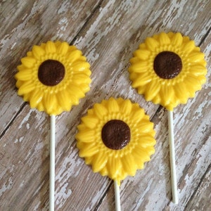 12 Sunflower Chocolate Lollipops Wedding Favors Birthday Party Fall Sweets Table Thanksgiving Bridal Shower