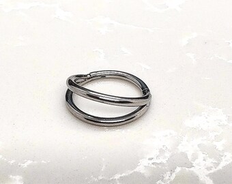 16g 10mm Double Hoop Hinged Clicker Ring, Septum Ring, Goth Jewellery, Edgy Jewellery, Alternative Jewellery, Punk Piercing, Septum, Daith