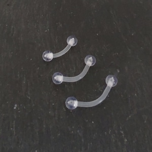 16g Piercing retainer, retainer body jewellery, discreet retainer, clear body jewellery, piercing retainer, acrylic piercing stud