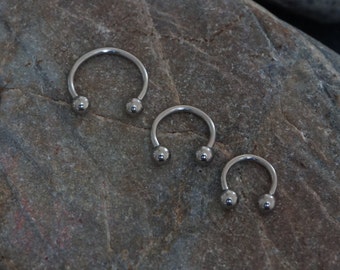 16g Horse Shoe Barbell, Septum Ring, Septum Captive ring, discreet septum, septum piercing, septum, silver septum, horsehoe septum