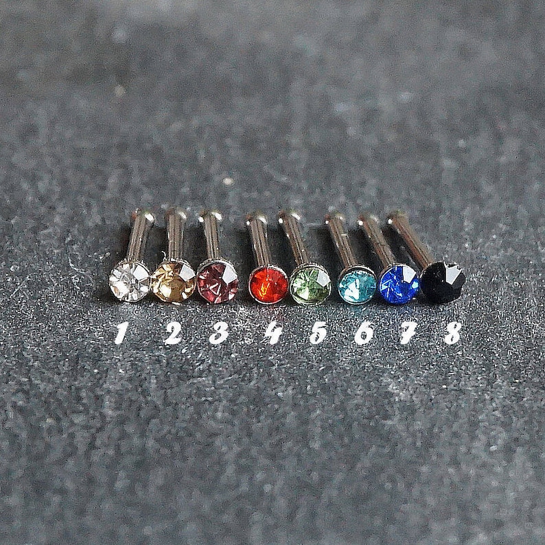 0.5 mm nose stud