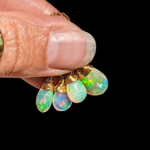 18k Gold Welo Opal Pendant – Minimalist Faceted Drop Jewelry from Ethiopia