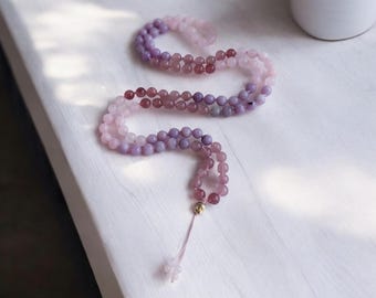 Mala with 108 natural stone beads – Strawberry Quartz, Rose Quartz, Lepidolite – Stainless steel Buddha – 8mm – Pastel pink spiritual necklace