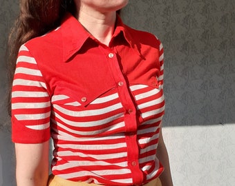 Vintage 70s Striped Red and White Button Up Shirt with Large Collar