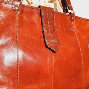 El Campero Leather Tote Bag Minimalist Elegance in a Large Shoulder Bag image 4