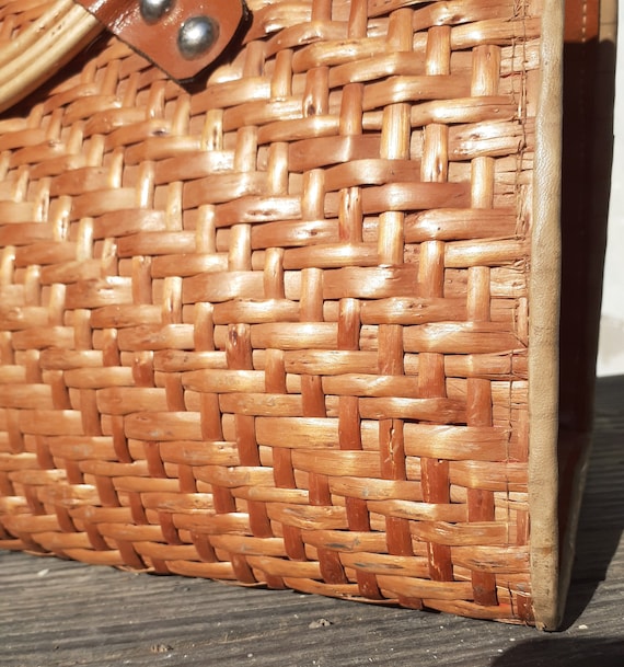 70s Basket Bag, Vintage Large Handmade Wicker Han… - image 10