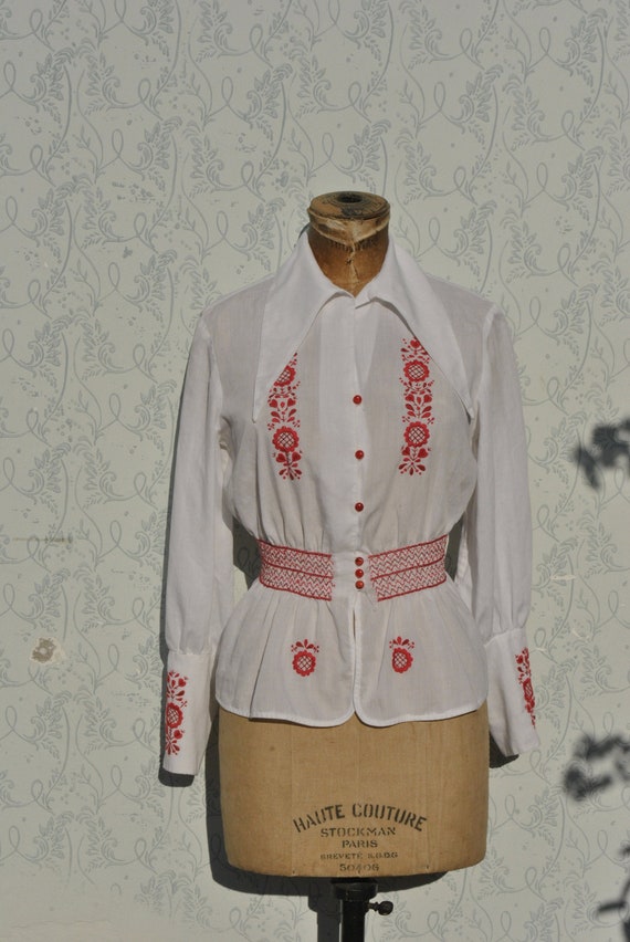 Hungarian embroidered smocked blouse, folk embroid
