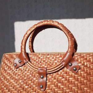 70s Basket Bag, Vintage Large Handmade Wicker Handbag image 3