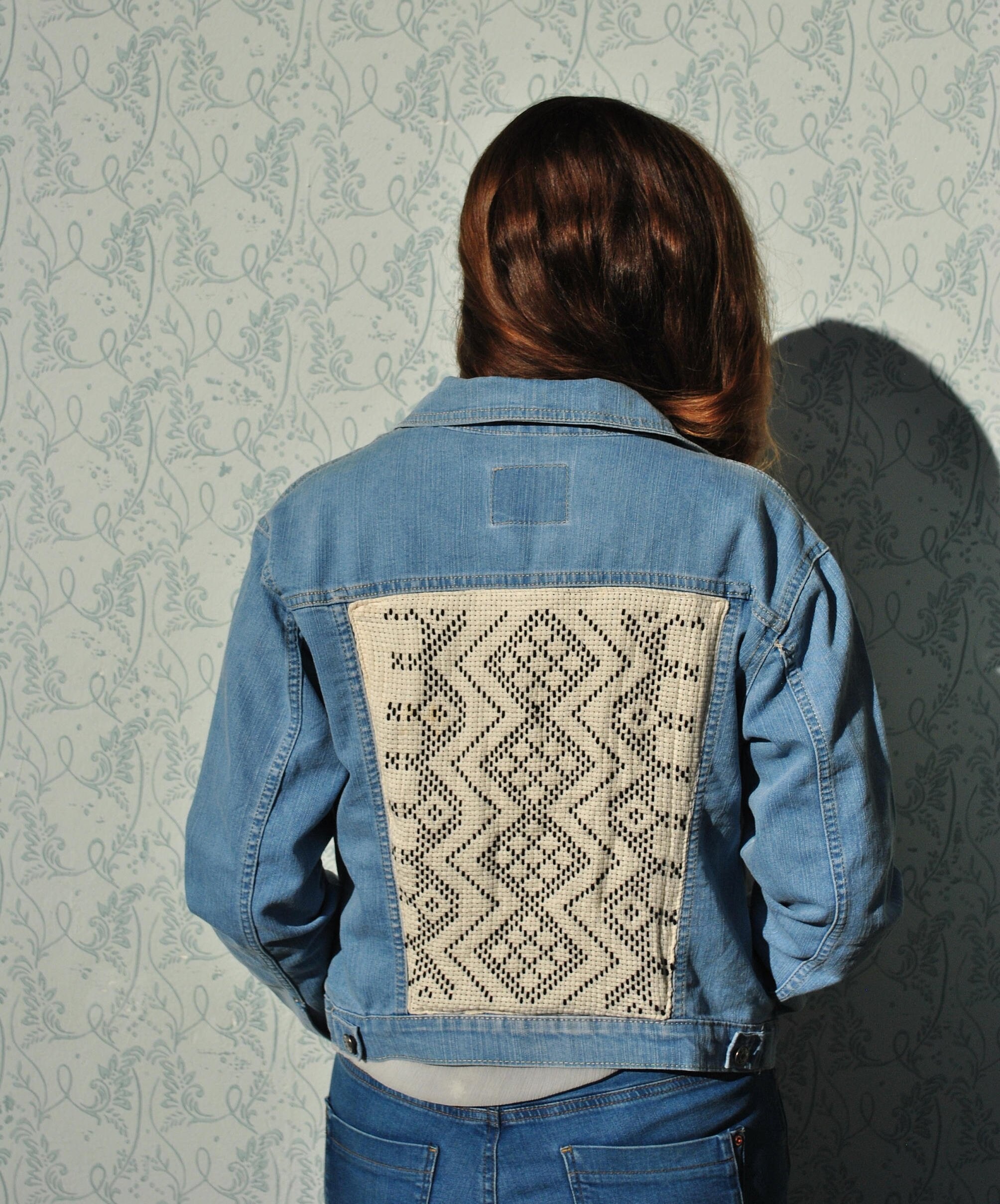 bestickte jeansjacke damen