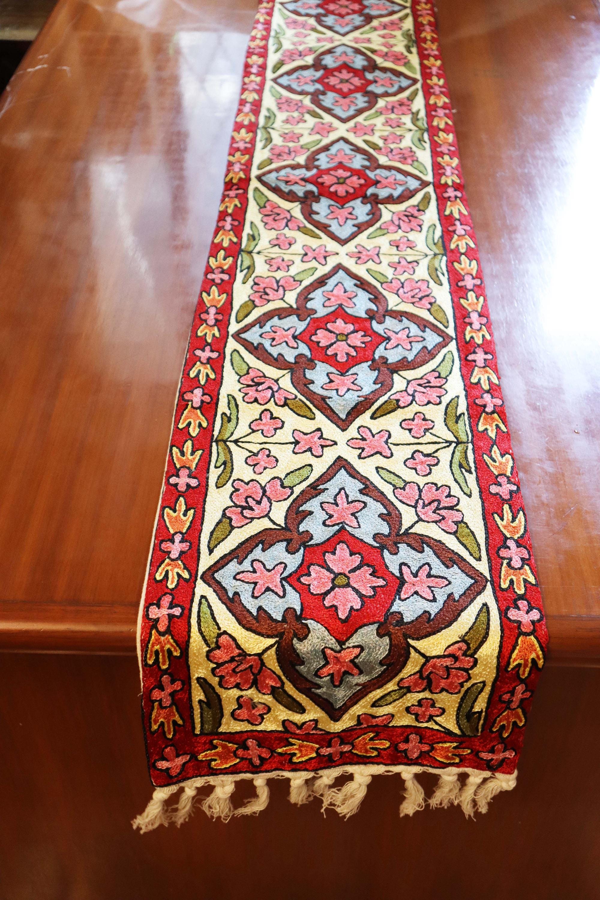 Hand Embroidered Table Runner: Floral Silk Thread, Kashmir Craft