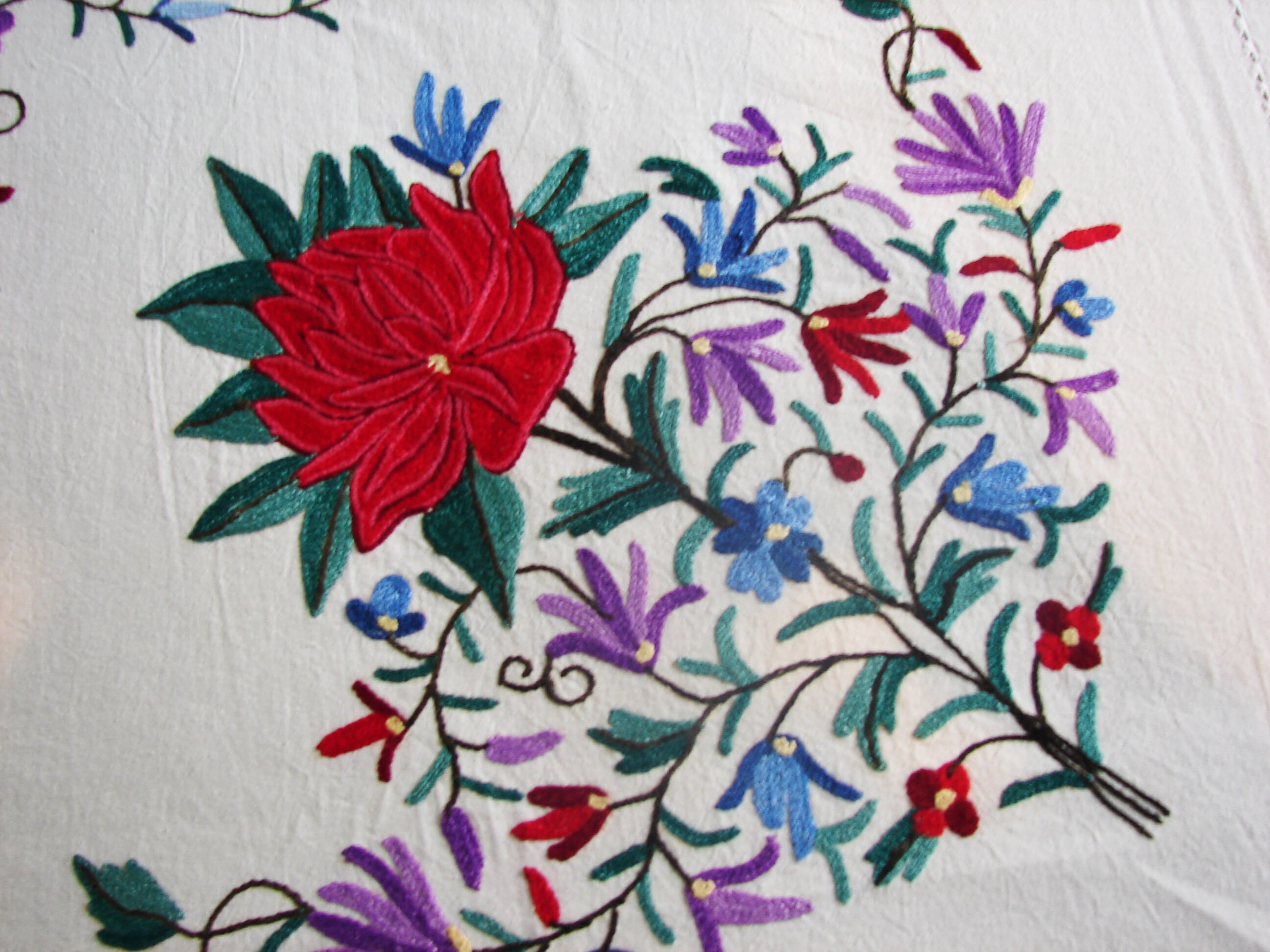 Hand Embroidered Bedspread 230cm X 275cm With 2 Pillow Covers. Etsy UK