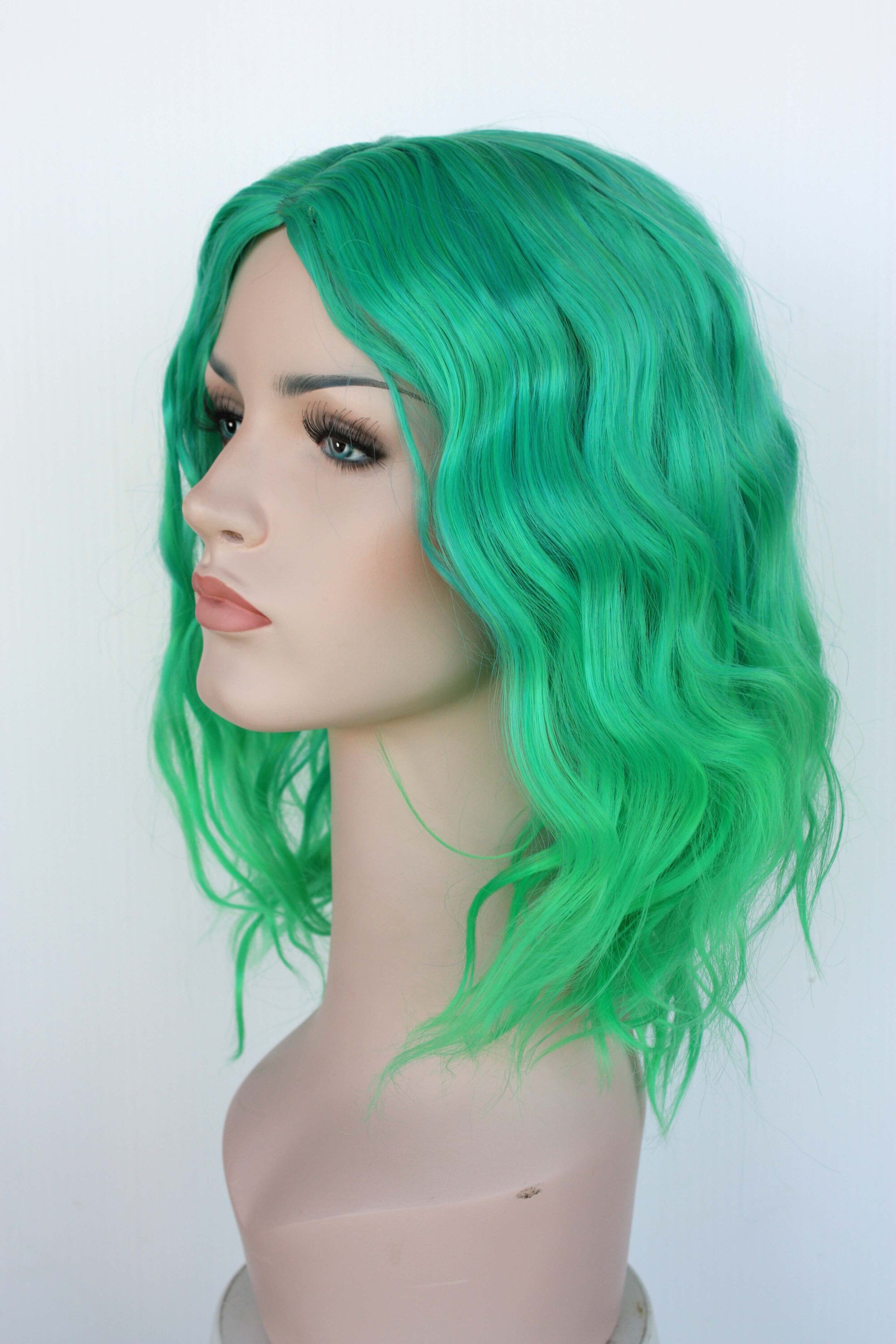 Perfect Green Ombre Wavy Wig. Green Shoulder Length Hair. - Etsy