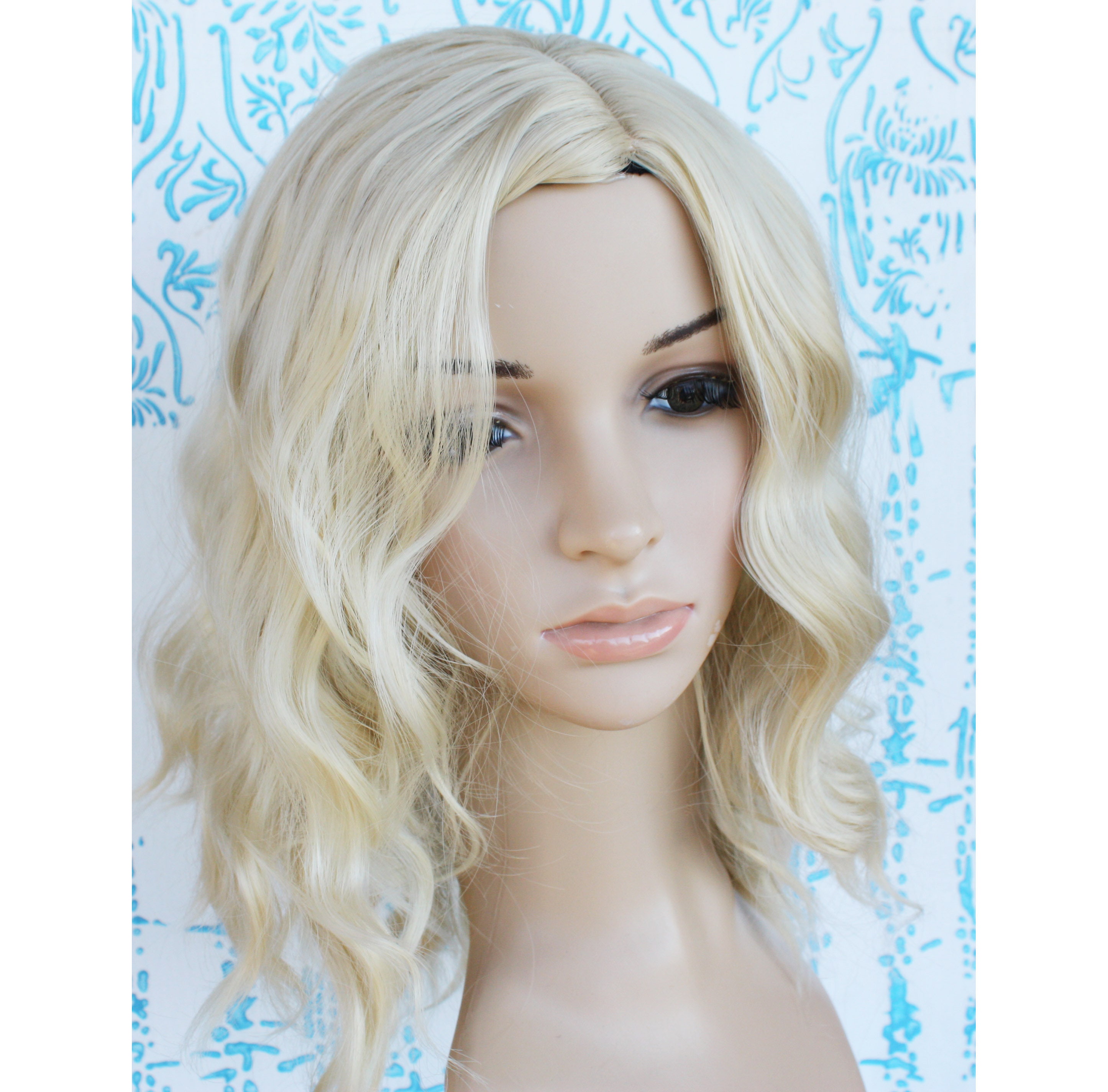 ?️ Wavy Shoulder Length Heat Resistant Wig Blonde Adult Women main image 4