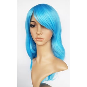 Light blue long wavy wig with white highlighted. Sky blue synthetic long hair with white highlighted. ready to ship. Free US shipping.