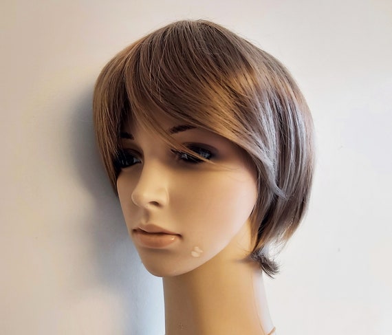 Short on sale wig costume