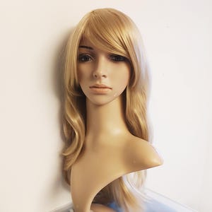 Light Golden Blonde Long Wavy Wig: Heat-Resistant Synthetic Hair