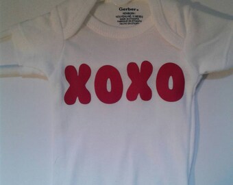 XOXO Valentine's day baby bodysuit