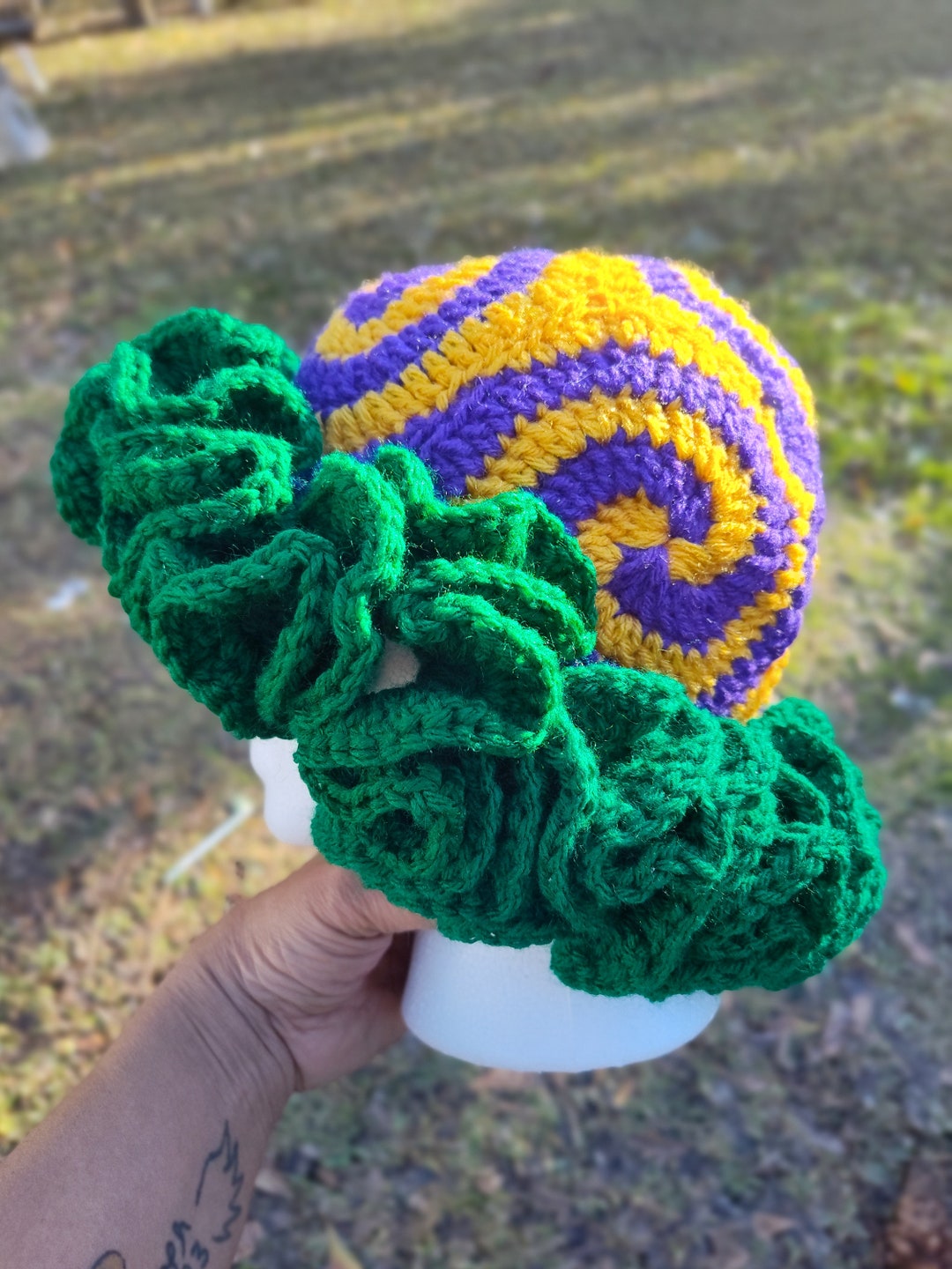 mardi gras ruffle hat