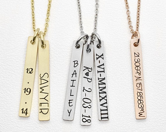 baby name necklaces for mom
