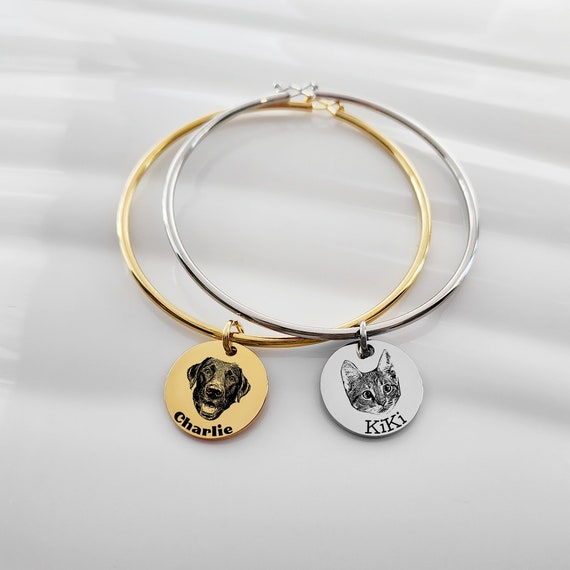 Pet Portrait Custom Bracelet With Name, Memorial Pet Loss Gift, Dog Photo, Cat Picture, Engraved Jewelry Gift for Dog Mom Birthday Pet Loss
